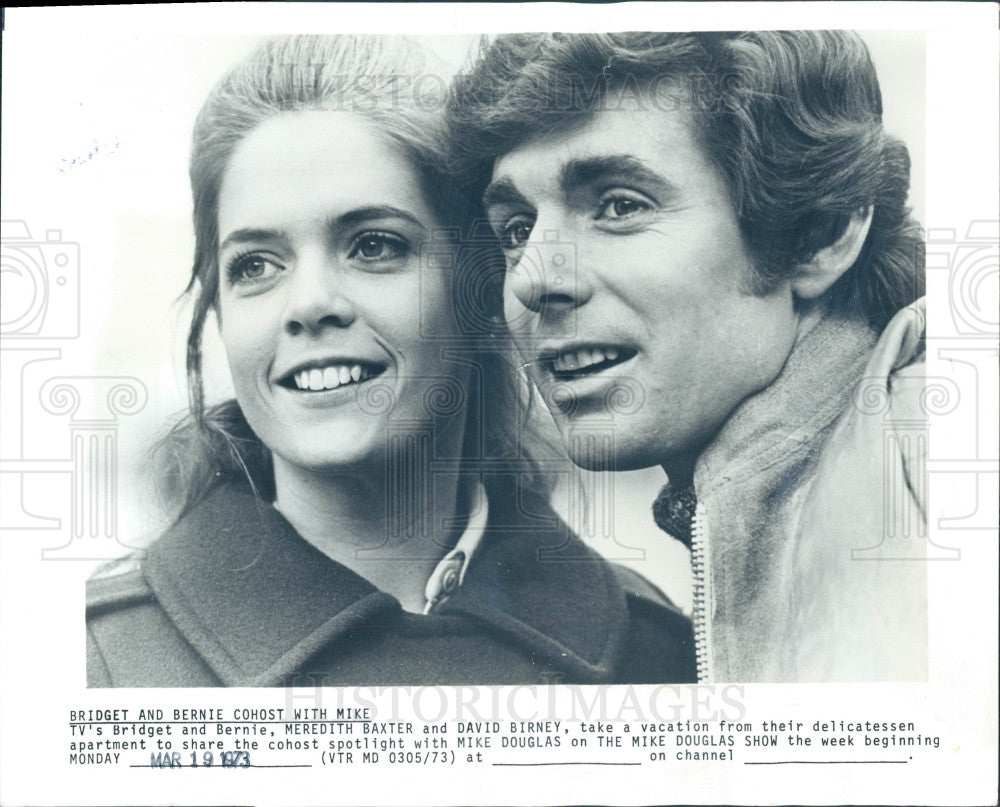 1973 Actors Meredith Baxter &amp; David Birney Press Photo - Historic Images