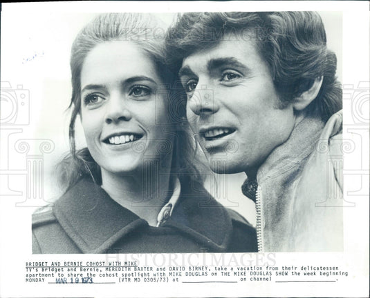1973 Actors Meredith Baxter & David Birney Press Photo - Historic Images