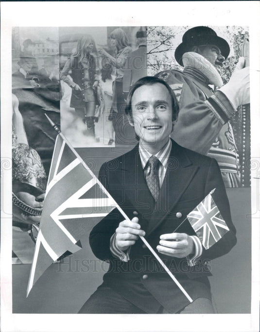 1971 TV Host Dick Cavett Press Photo - Historic Images