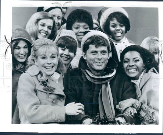 1968 Robert Morse/EJ Peaker/Leslie Uggams Press Photo - Historic Images