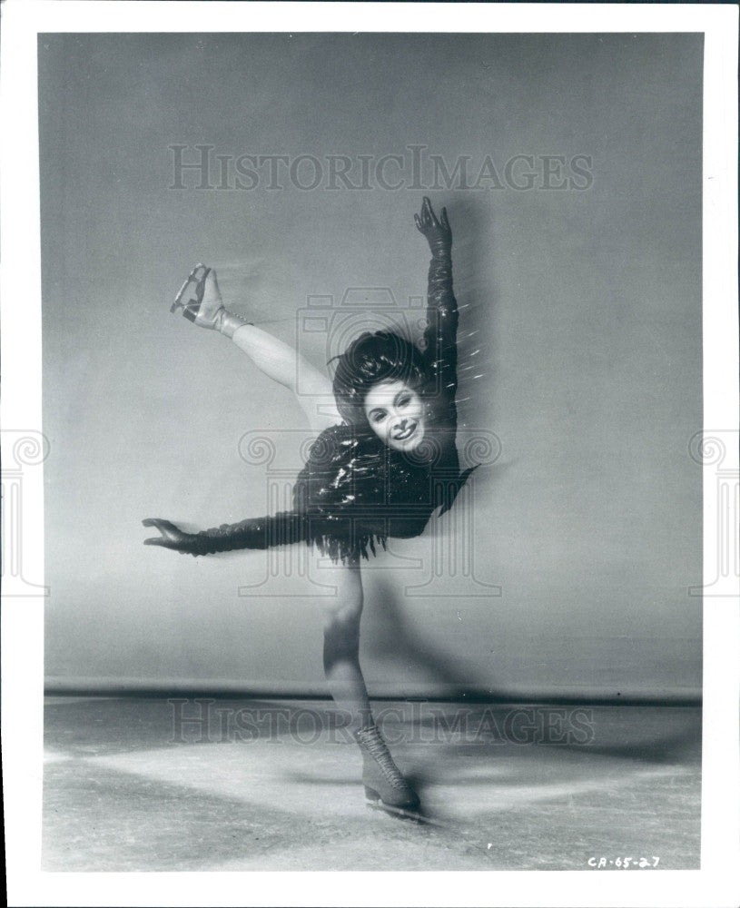 1965 Ice Skater Lynn Patsy Finnegan Press Photo - Historic Images