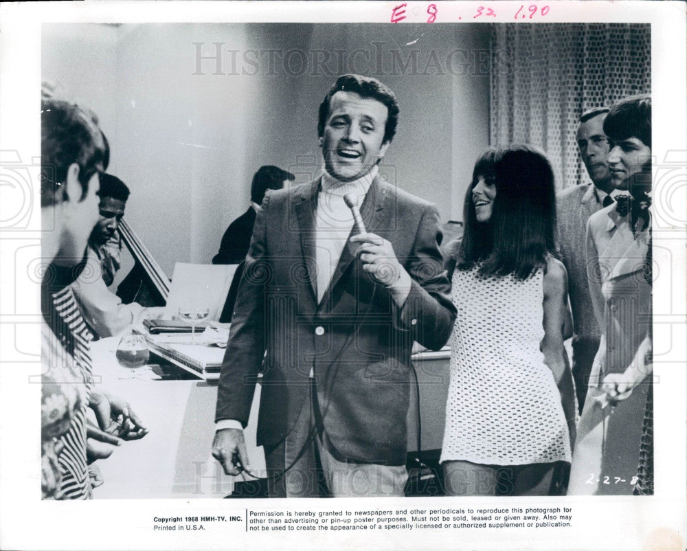 1974 Actor/Singer Vic Damone Press Photo - Historic Images