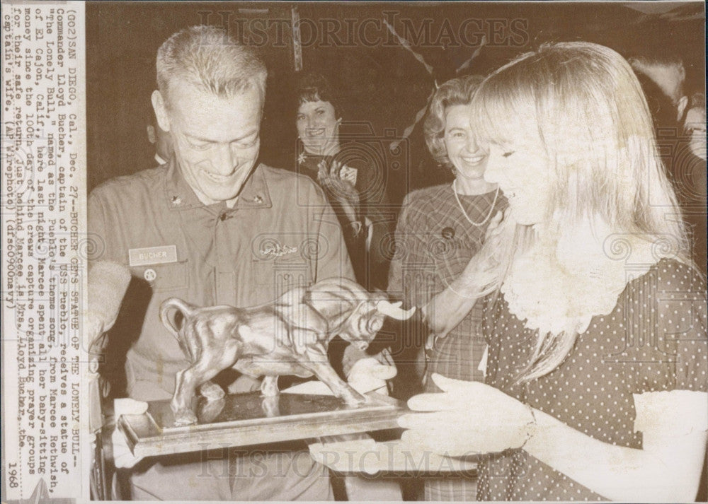 1968 US Navy Cmdr Lloyd Bucher USS Pueblo Press Photo - Historic Images