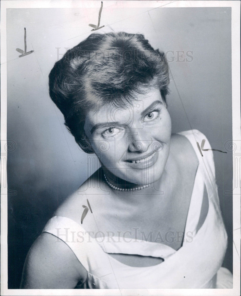1957 Actress Shaye Cogan Press Photo - Historic Images