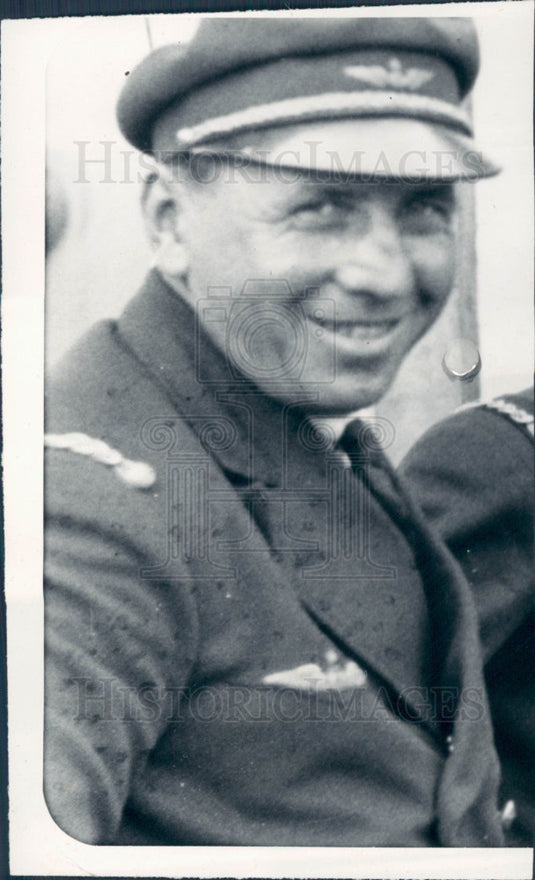 1934 French Aviator Leon Givon Press Photo - Historic Images