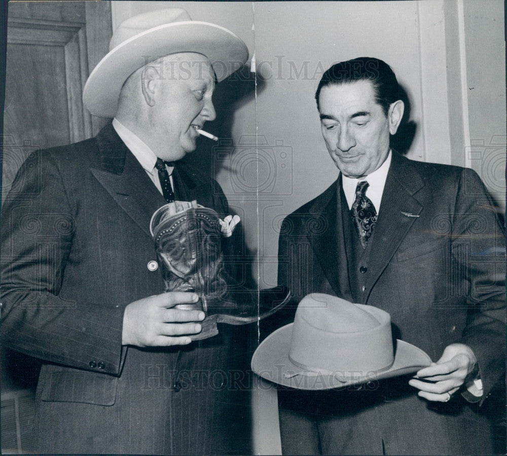 1944 Denver CO Rancher Glessner &amp; Dalton Press Photo - Historic Images