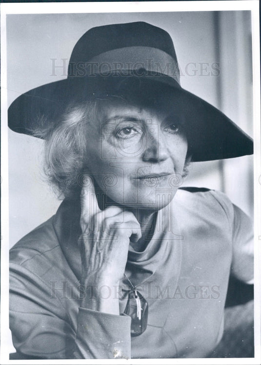 1975 Author & Musician Laura Archera Huxley Press Photo - Historic Images