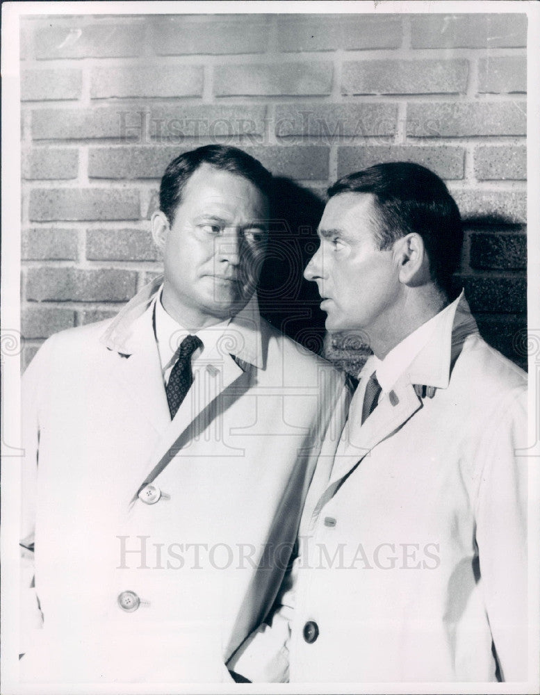 1966 TV Hosts Dan Rowan and Dick Martin Press Photo - Historic Images