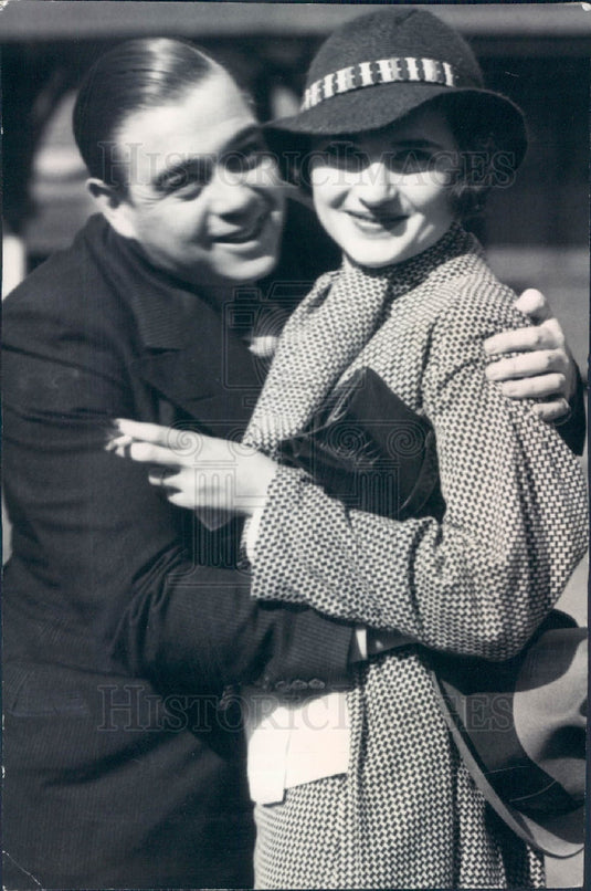 1933 Tenor Morton Downey & Barbara Bennett Press Photo - Historic Images