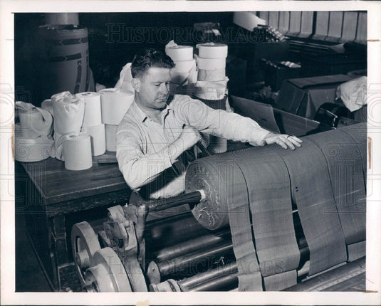 1945 American Flag Manufacture Press Photo - Historic Images