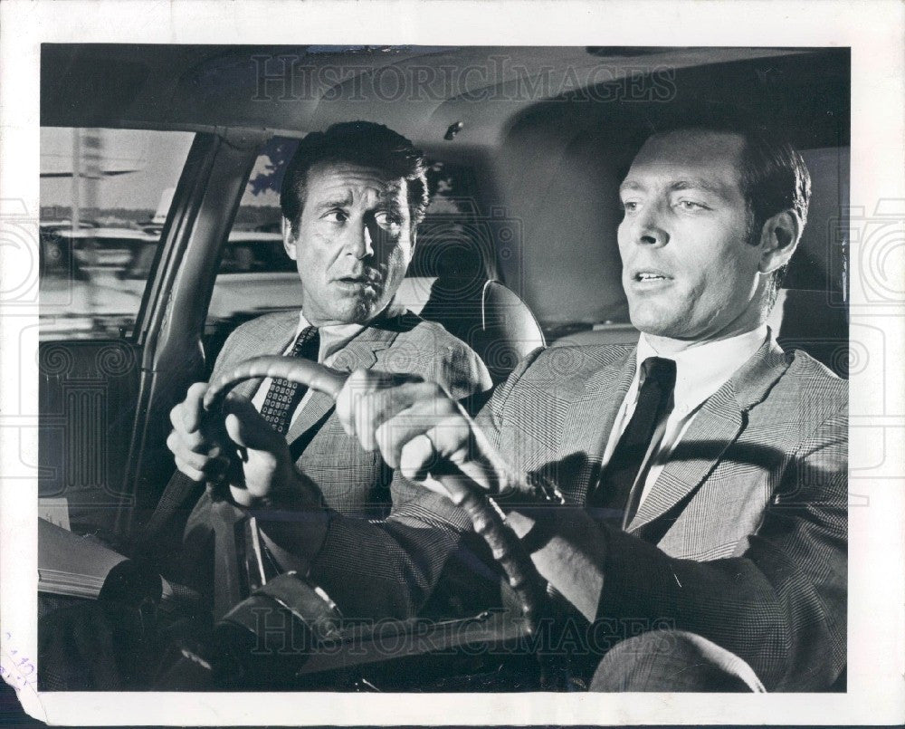 1969 Actors Efrem Zimbalist &amp; Scott Graham Press Photo - Historic Images