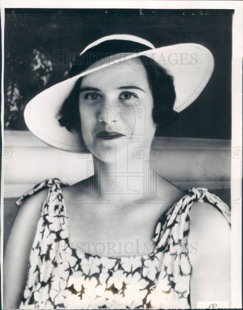 1937 DuPont Pres Lammot du Pont Daughter Press Photo - Historic Images