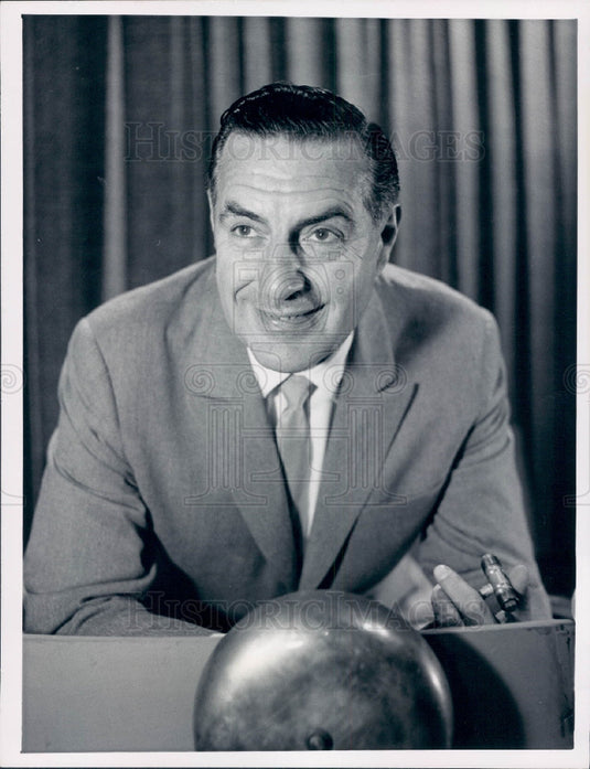 1958 TV Host Ted Mack Press Photo - Historic Images