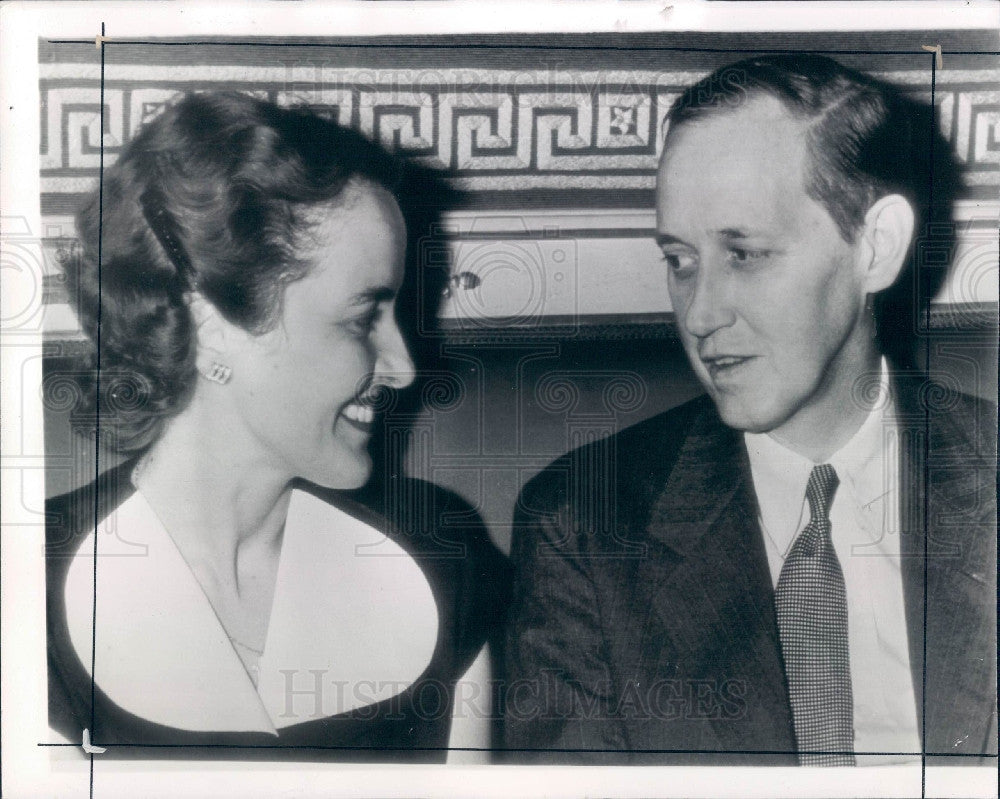 1942 Roosevelt Aid Harry Hopkins WPA Press Photo - Historic Images