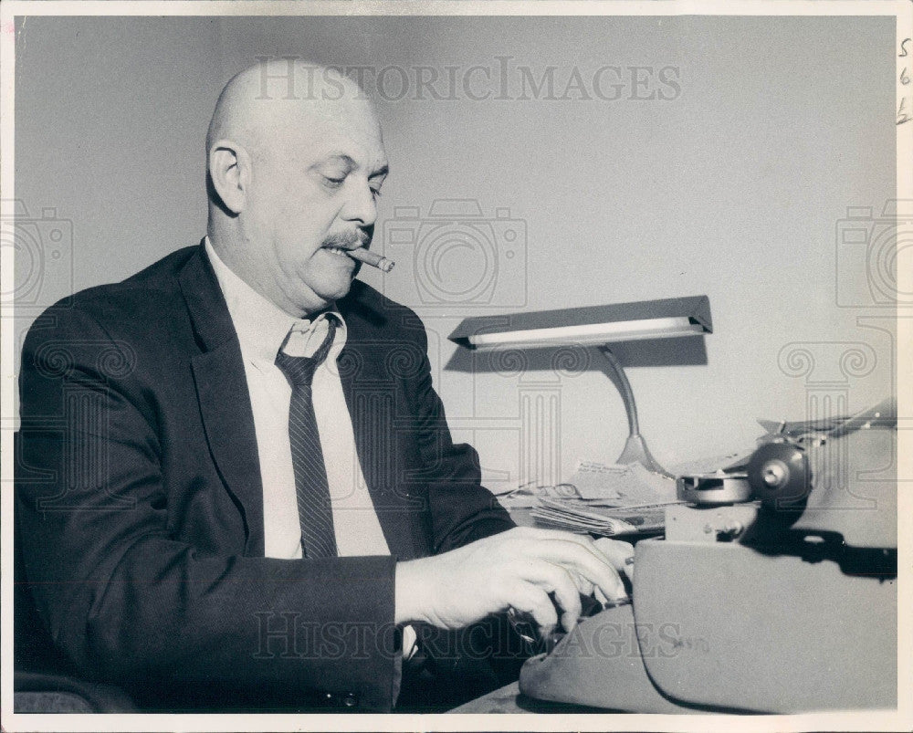 1965 Author Jack Guinn Press Photo - Historic Images