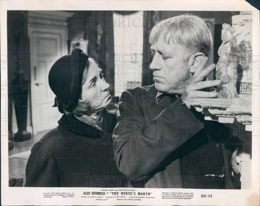 1959 Actors Alec Guinness & Kay Walsh Press Photo - Historic Images