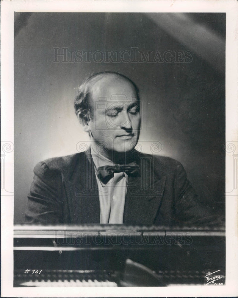 1956 Pianist Louis Kentner Press Photo - Historic Images