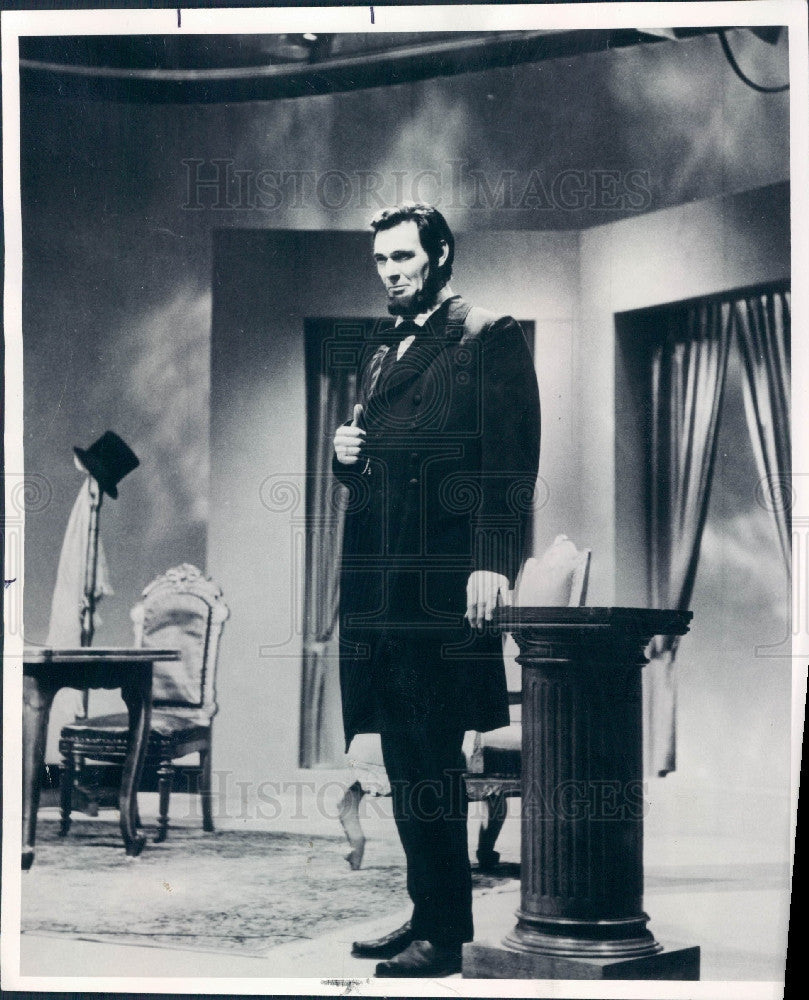 1974 Actor Richard Blake Press Photo - Historic Images