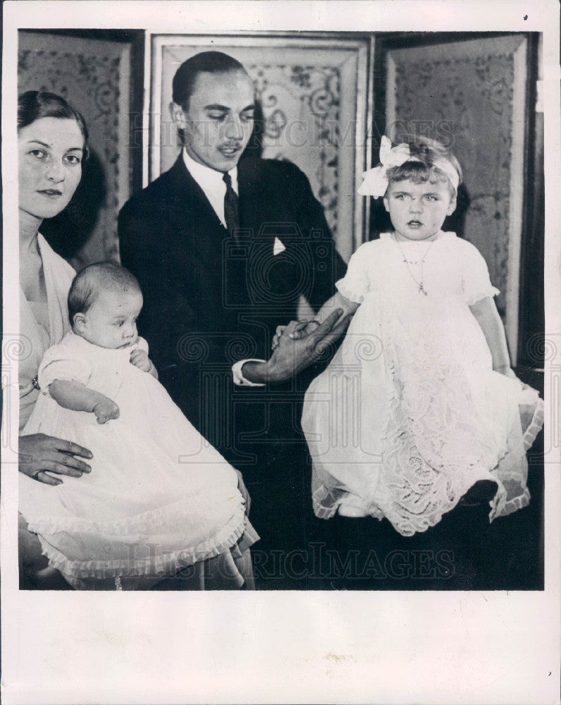 1937 Count of Paris &amp; Family Press Photo - Historic Images