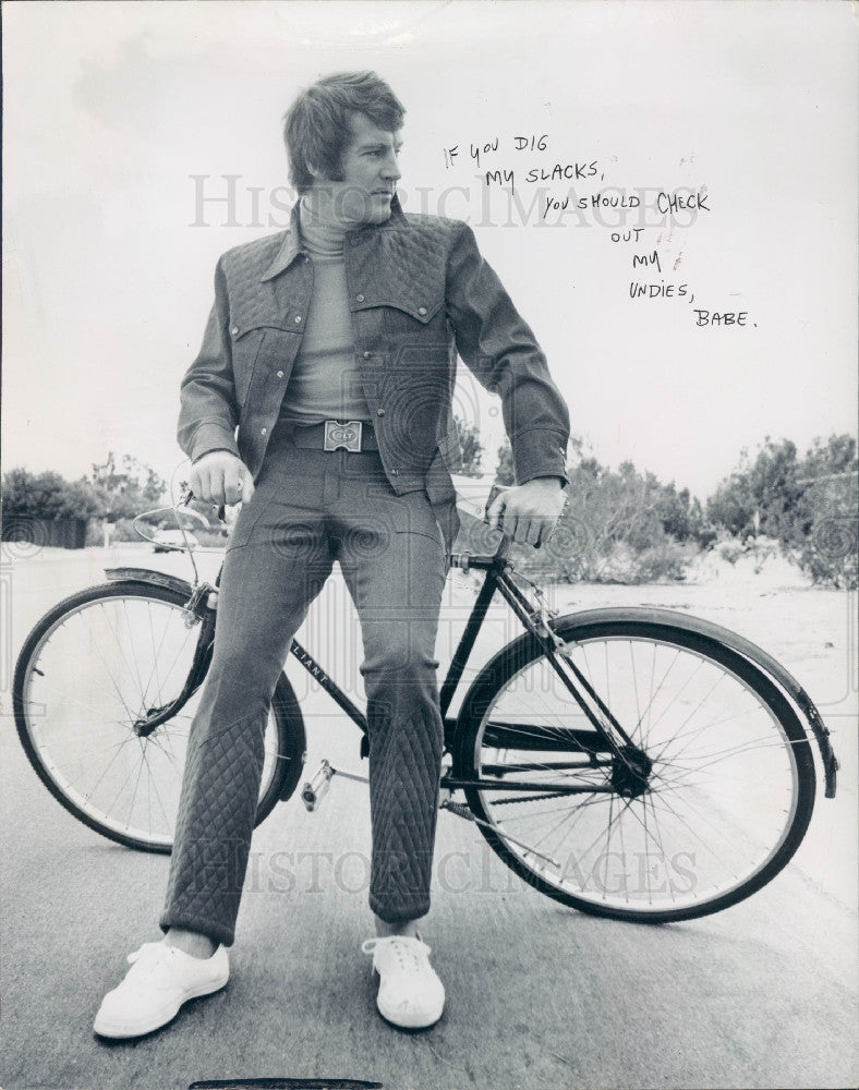 1972 Men's Fashion Press Photo - Historic Images