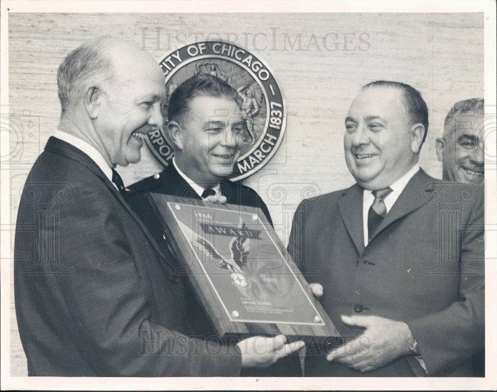 1965 Chicago Mayor Daley & Police Doherty Press Photo - Historic Images