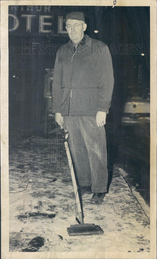 1955 Chicago Wm Taylor Electric Snow Shovel Press Photo - Historic Images