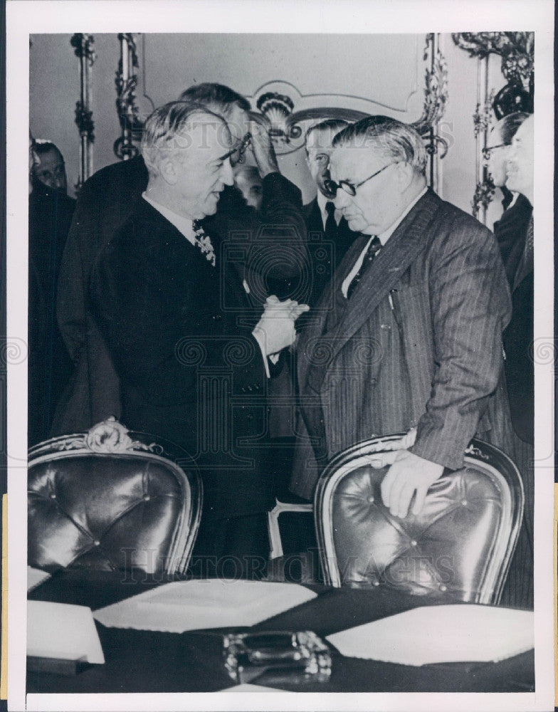 1945 US Sec State Byrnes &amp; GB Ernest Bevin Press Photo - Historic Images