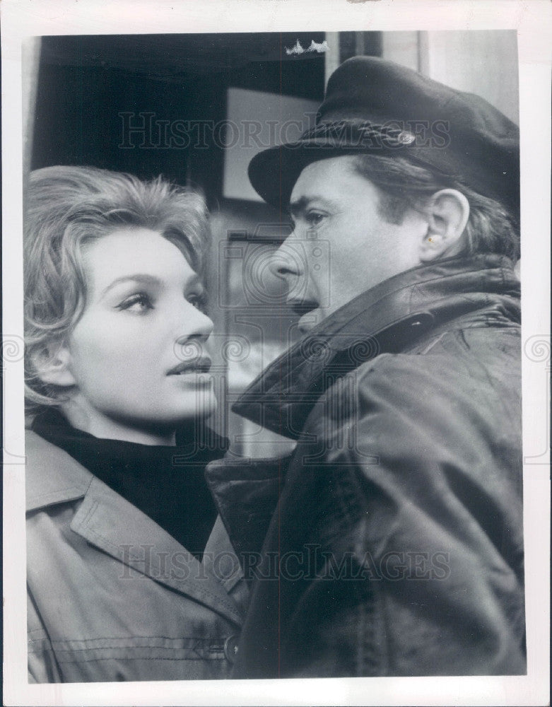 1971 Actors Dirk Bogarde &amp; Marcia Perschy Press Photo - Historic Images