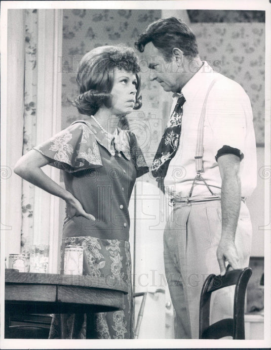 1982 Actors Carol Burnett & Harvey Korman Press Photo - Historic Images