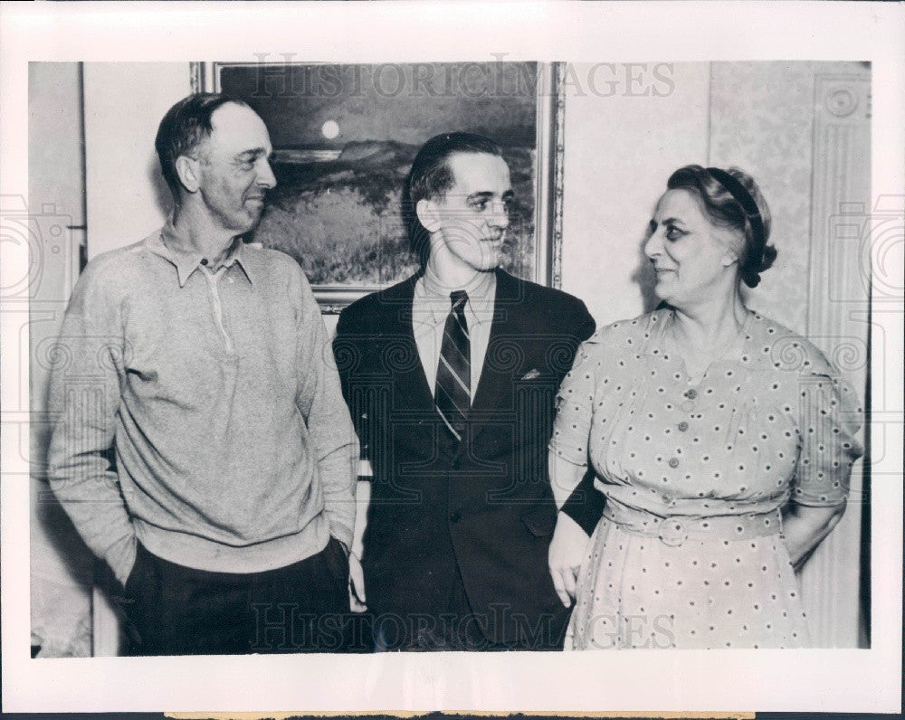 1950 Cape Cod MA Fishermen Shirley Lovell Press Photo - Historic Images