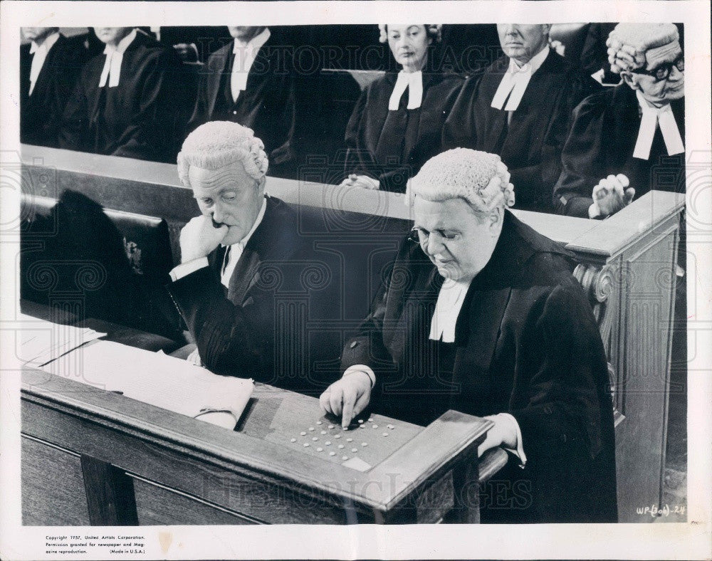 1958 Actors Charles Laughton &amp; Ian Wolfe Press Photo - Historic Images