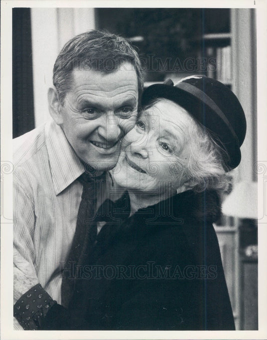 1982 Actors Tony Randall & Helen Hayes Press Photo - Historic Images
