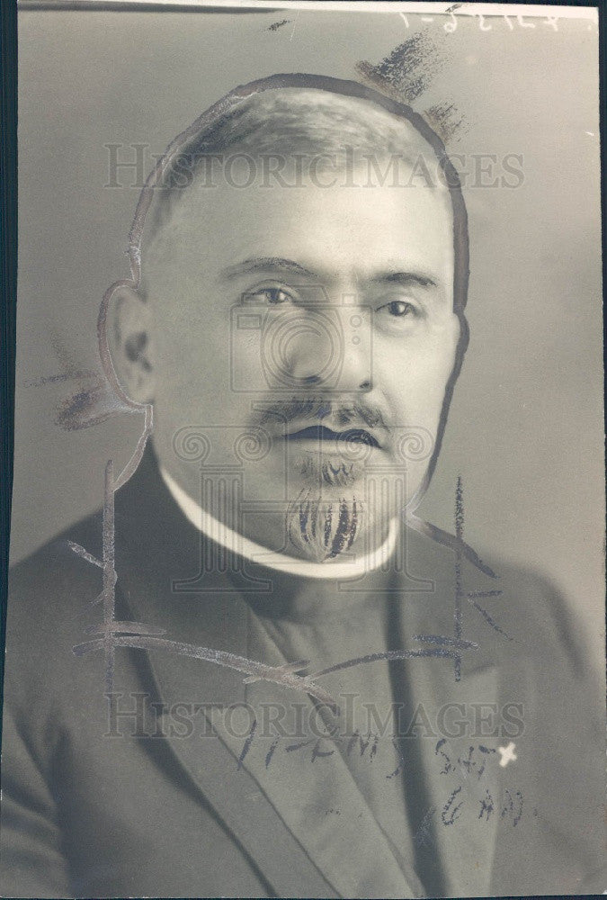 1934 Detroit MI Priest Vartan Kasparian Press Photo - Historic Images