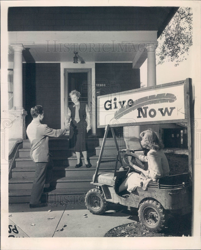 1947 Chicago Community Fund Campaign Press Photo - Historic Images