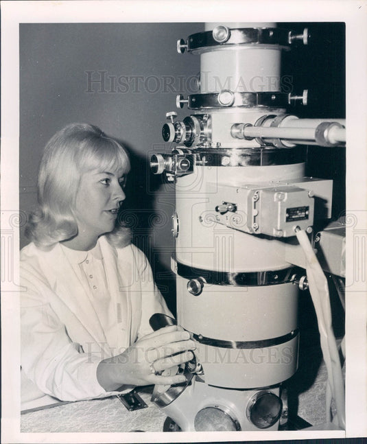 1968 IL Lutheran Hosp Electron Microscope Press Photo - Historic Images