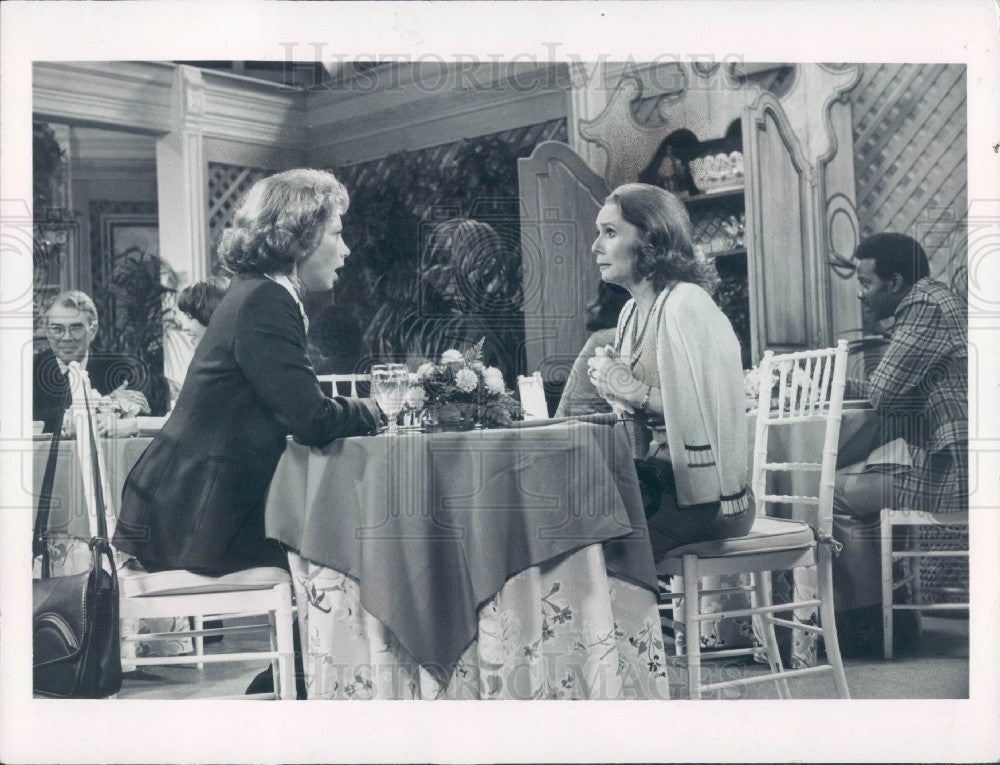 1977 Katherine Helmond & Cathryn Damon Soap Press Photo - Historic Images