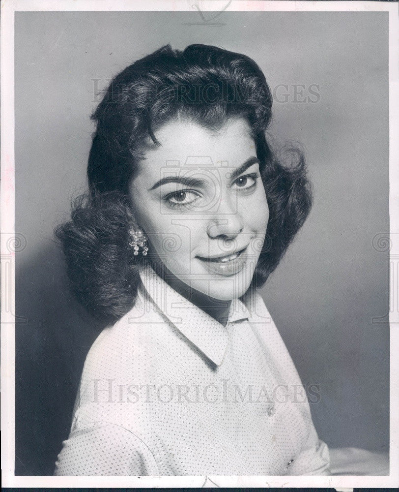 1957 Actress Bonnie Scott Press Photo - Historic Images