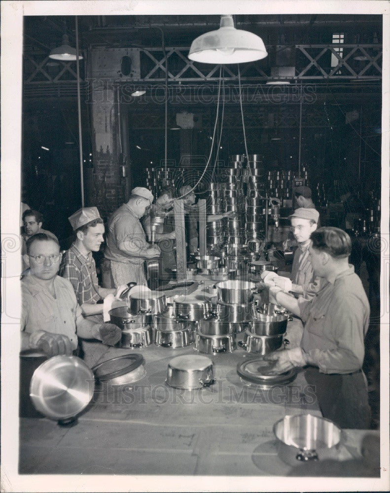 1948 Aluminum Co Amer Cooking Utensil Production Photo - Historic Images