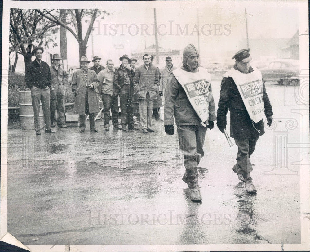 1954 Chicago Bus Driver Protest Press Photo - Historic Images