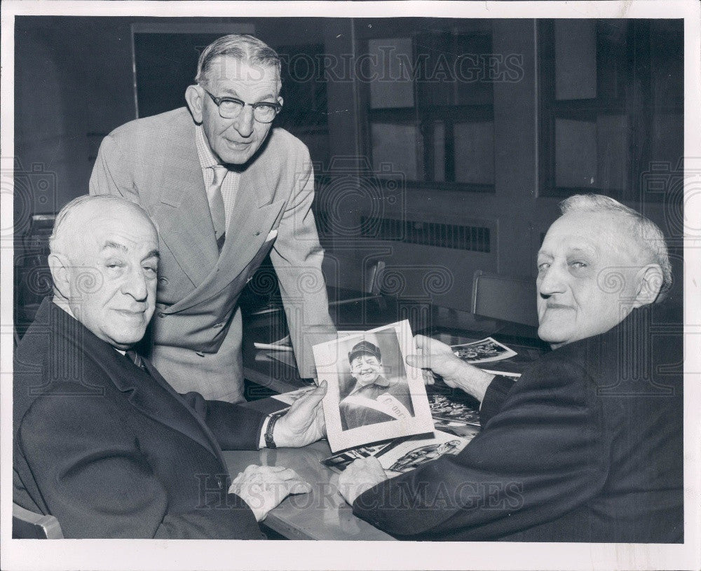 1955 Detroit MI Goodfellows Old Newsboys Press Photo - Historic Images