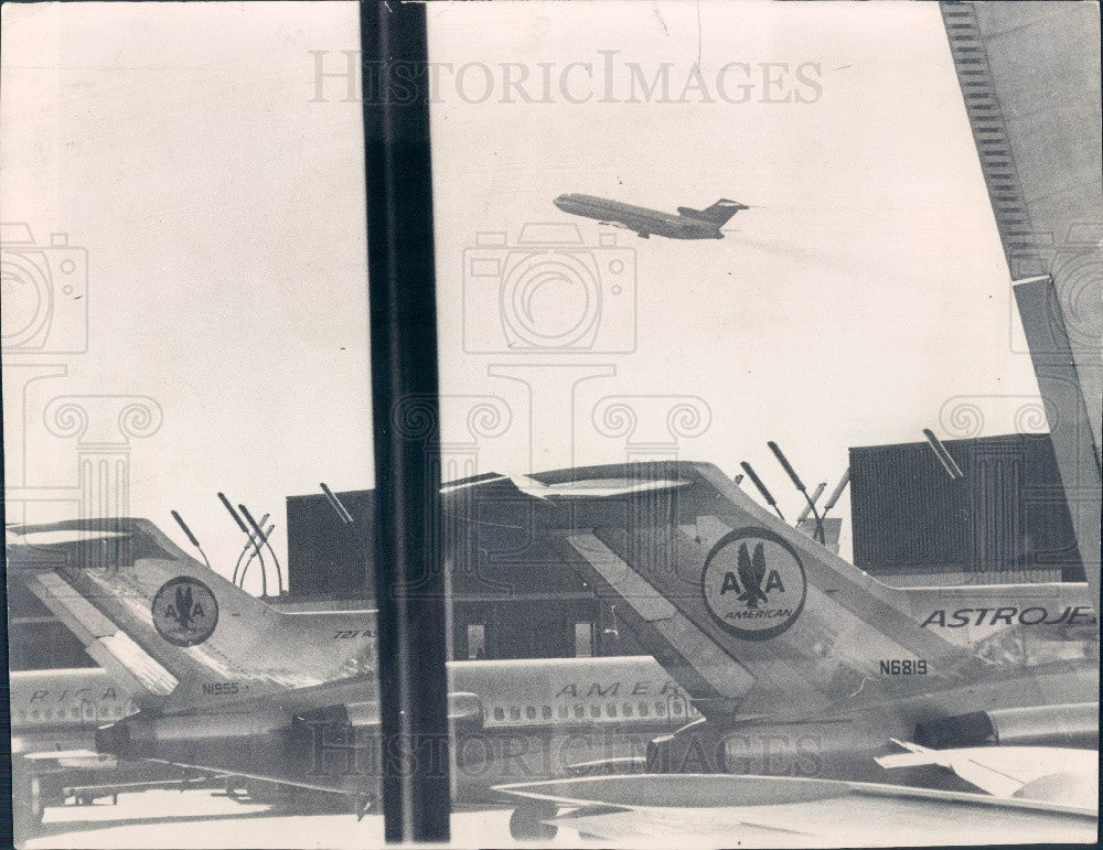 1969 Chicago American Airlines Strike Press Photo - Historic Images