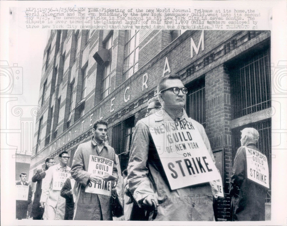 1966 NYC Newspaper Guild Strike Press Photo - Historic Images