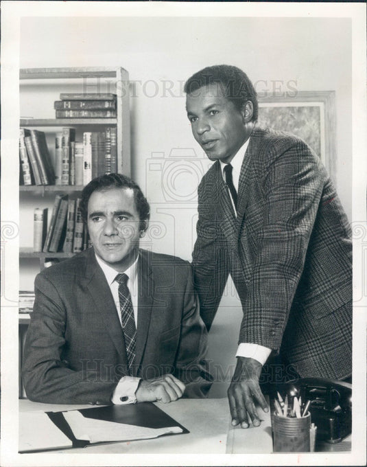 1969 Actor Lloyd Haynes/Michael Constantine Press Photo - Historic Images