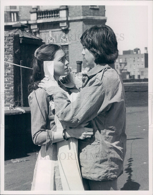 Undated Actors Ira Angustain/Julie Carmen Press Photo - Historic Images