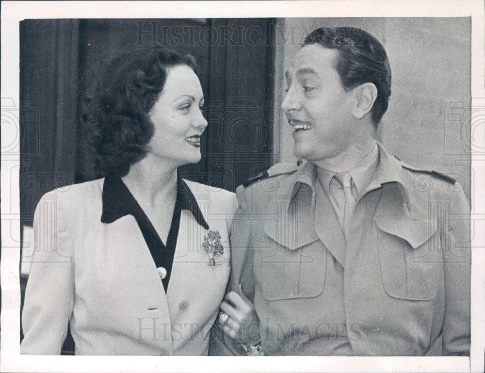 1942 Actor Reginald Gardiner Press Photo - Historic Images