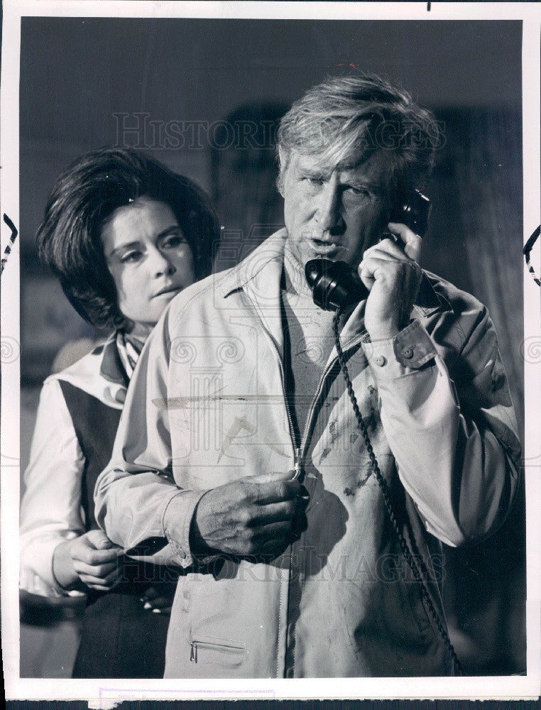 1971 Actors Lloyd Bridges &amp; Diane Baker Press Photo - Historic Images