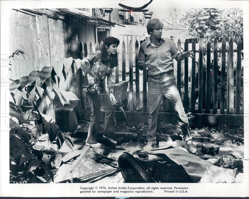 1970 Actors Beau Bridges &amp; Marki Bey The Landlord Photo - Historic Images