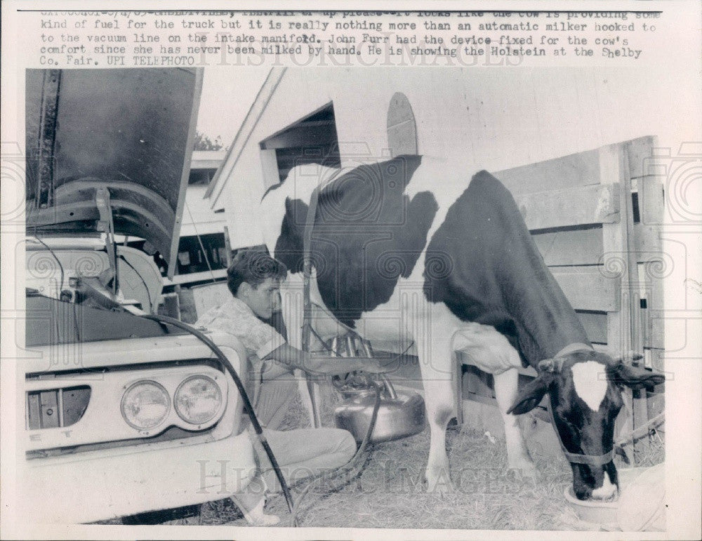 1965 Auto Milker Hooked Car Intake Manifold Press Photo - Historic Images