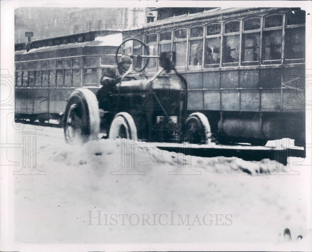 1967 Detroit MI Tandem Streetcar Snowstorm Press Photo - Historic Images