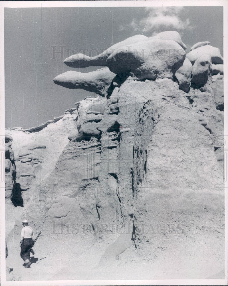 1952 Goblin Valley UT Flying Turtles Rocks Press Photo - Historic Images